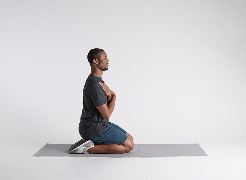 How to Do a Kneeling Squat: Tips and Recommended Variations