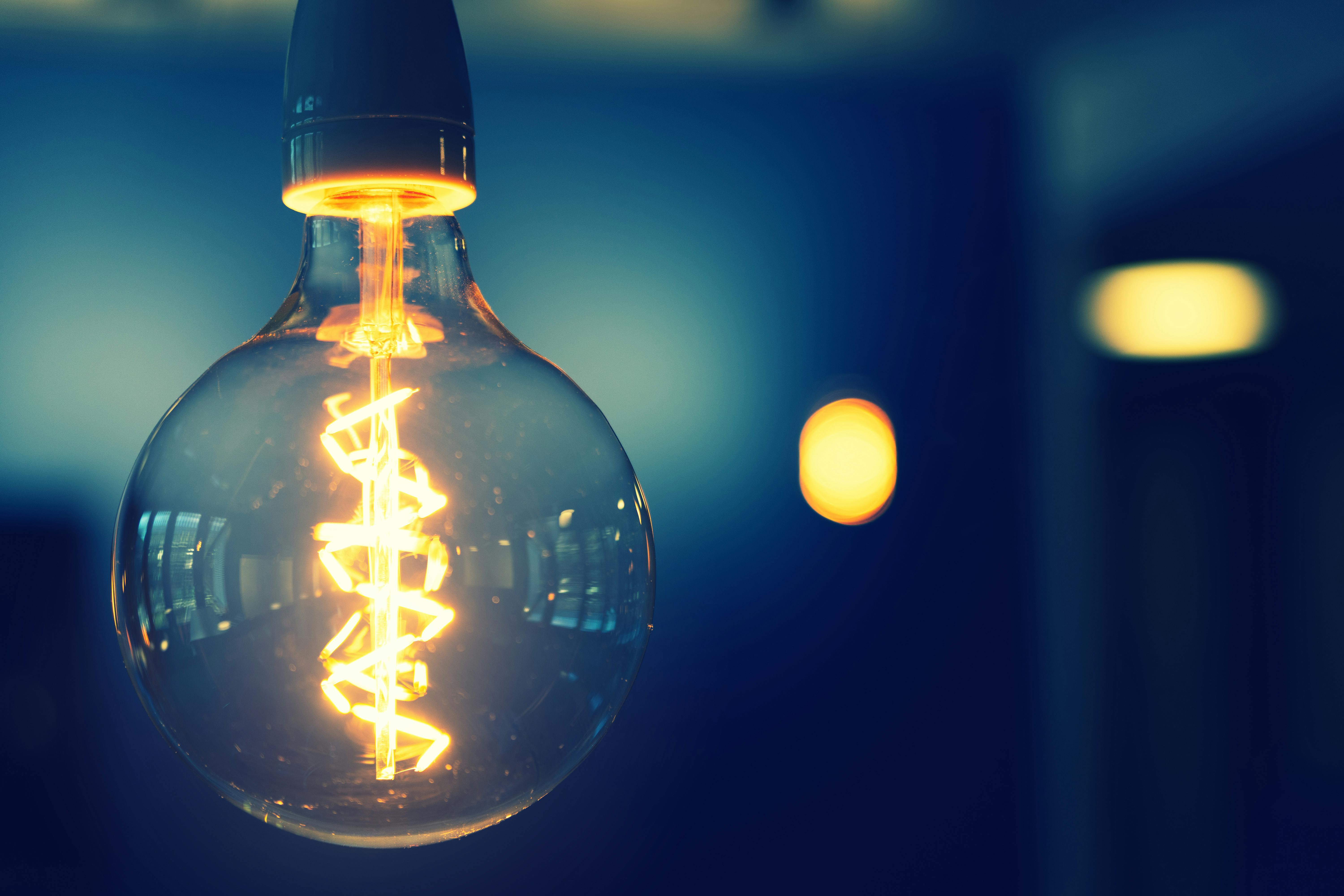 Light Bulb Photos, Download The BEST Free Light Bulb Stock Photos ...