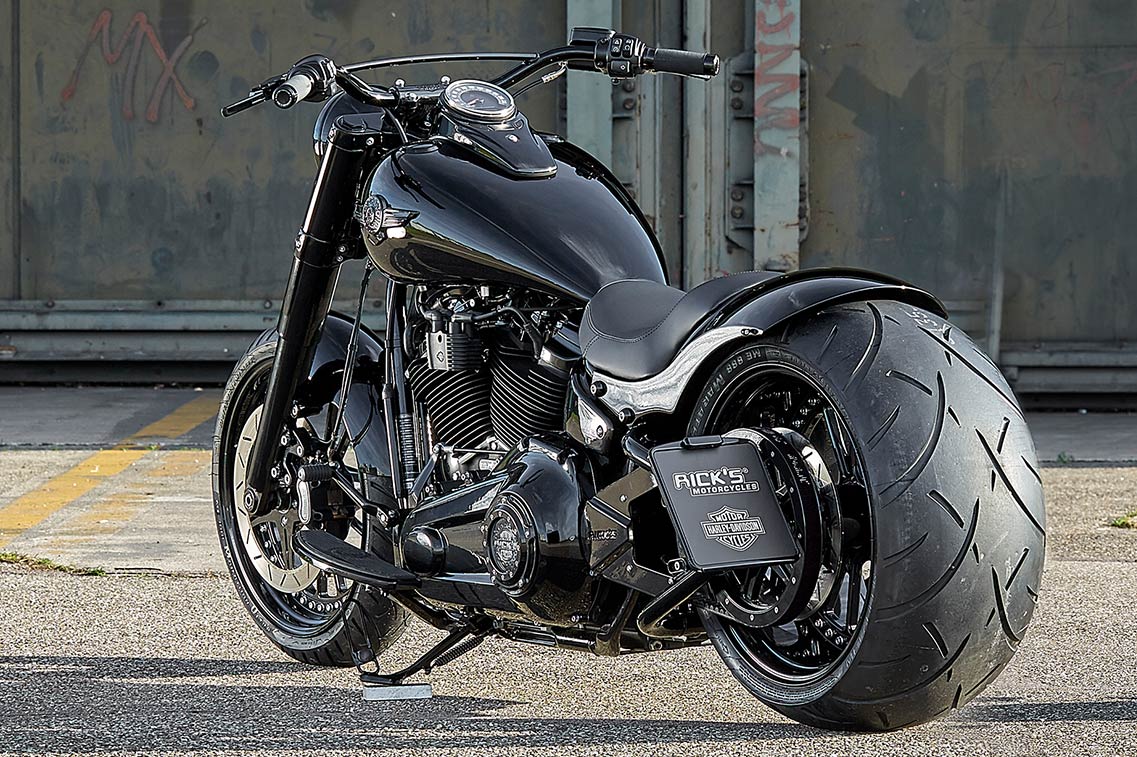 Black Beast | Rick`s Motorcycles » Harley Davidson - Baden Baden