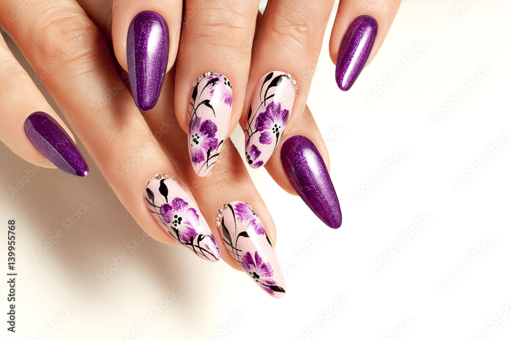 Poster, Wandbilder Nail art service. Female manicure and floral patterns.,  40x26.7 cm