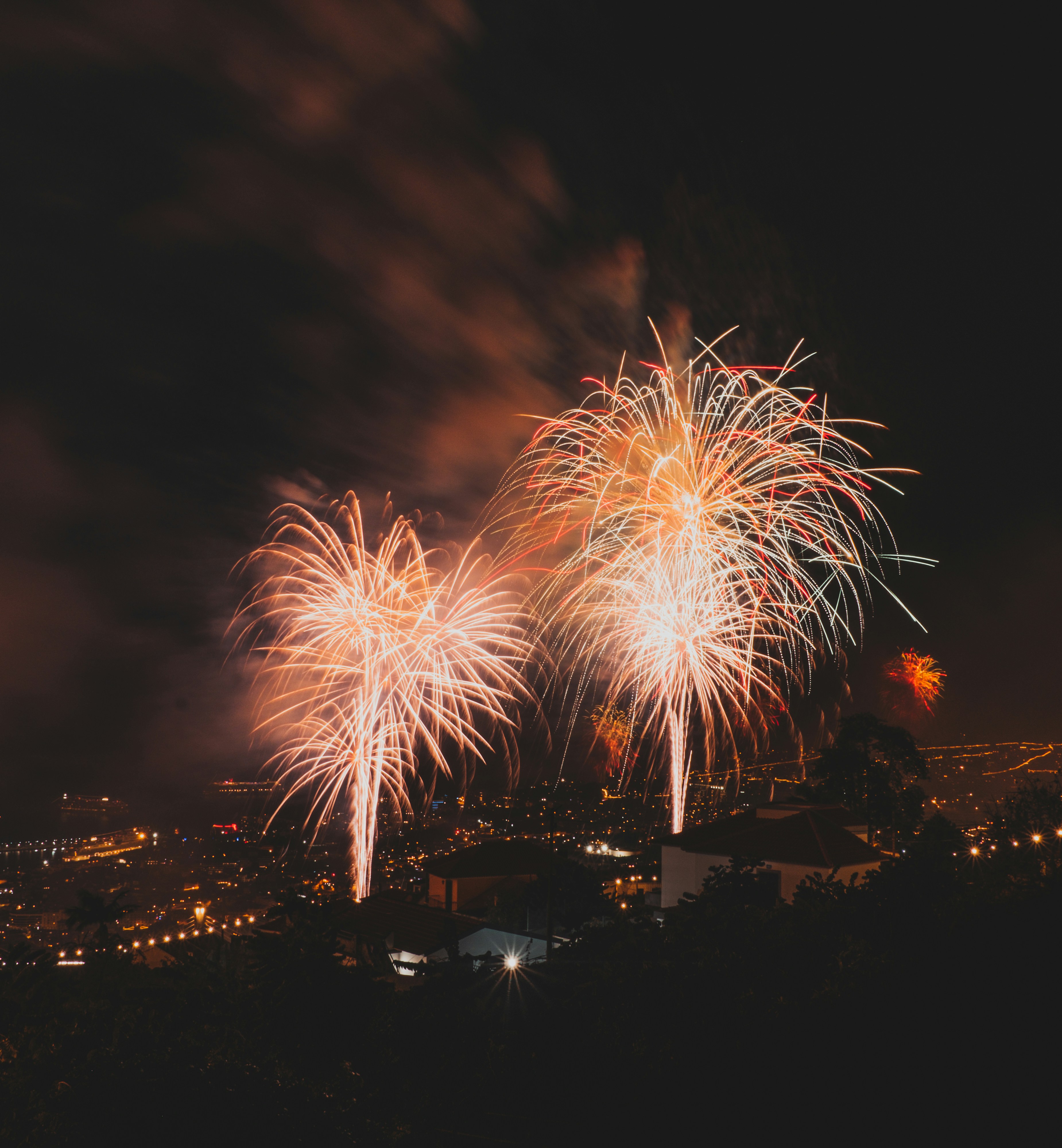 New Year Party Pictures | Download Free Images on Unsplash