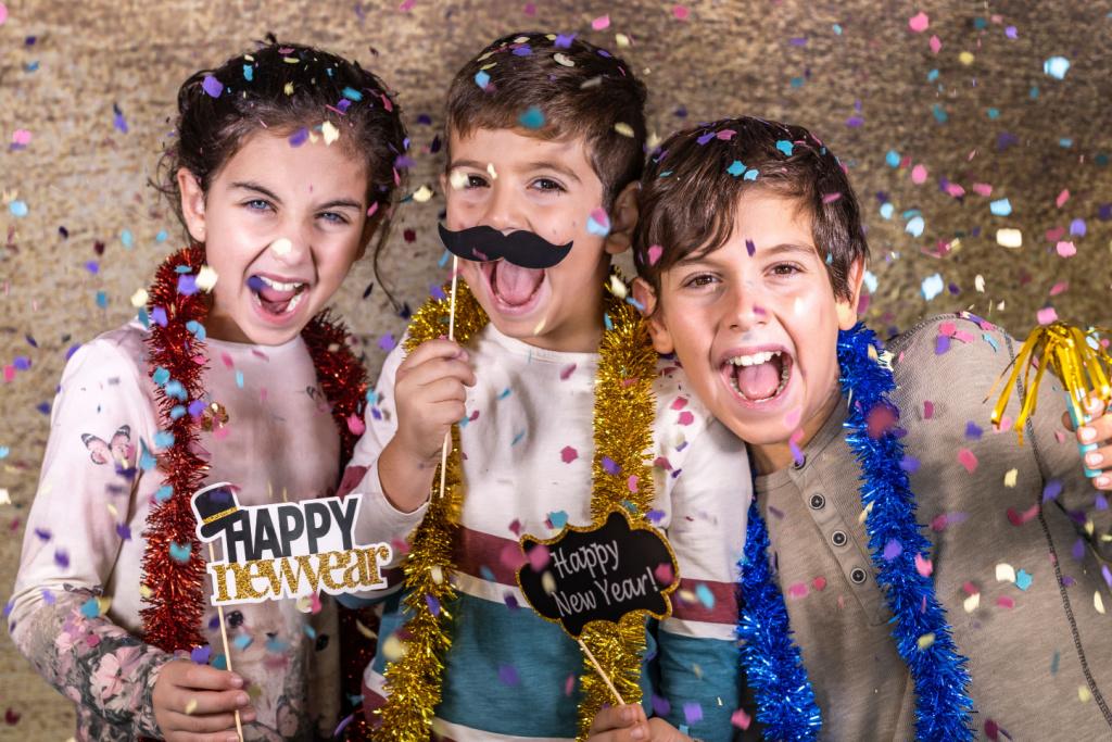 new years party pictures