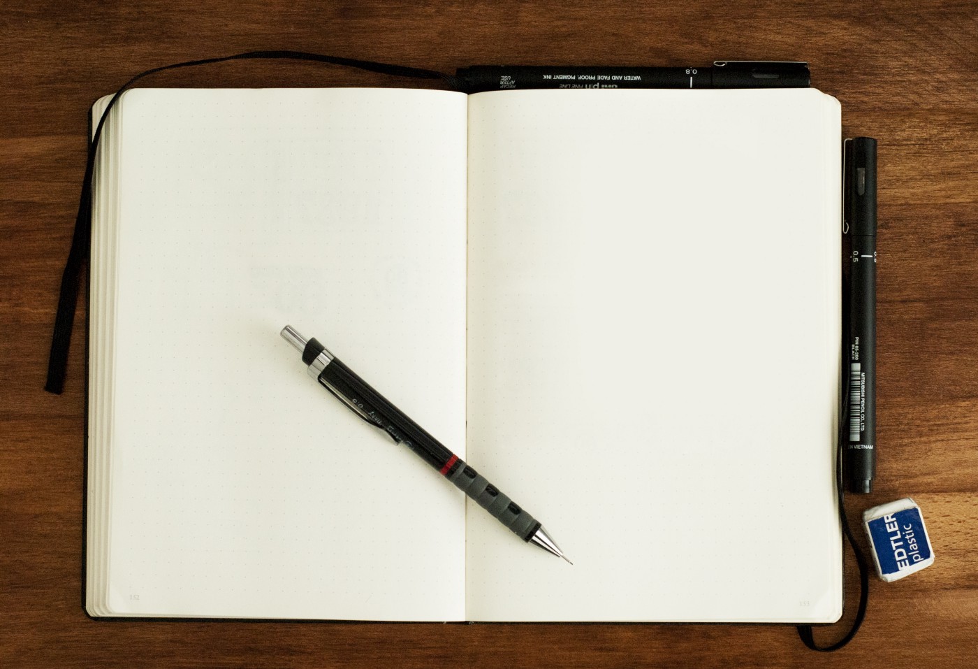 Why I Write In Pen &amp; Paper | Christopher P Jones | Author &amp; Writer ...