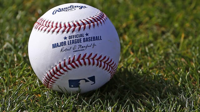 picture of a baseball