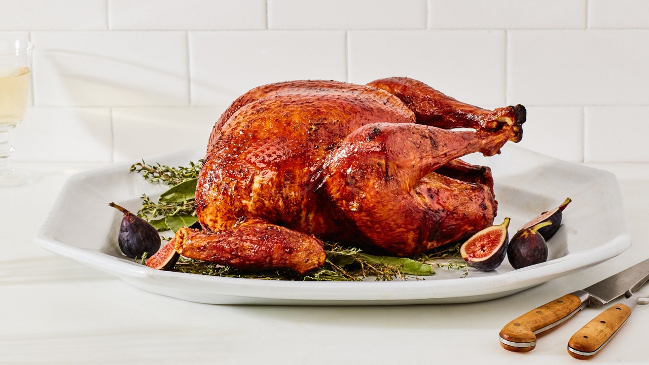 picture of a cooked turkey