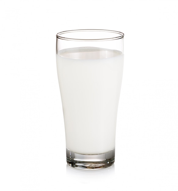 picture of a glass of milk