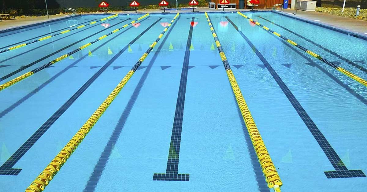 picture of a swimming pool