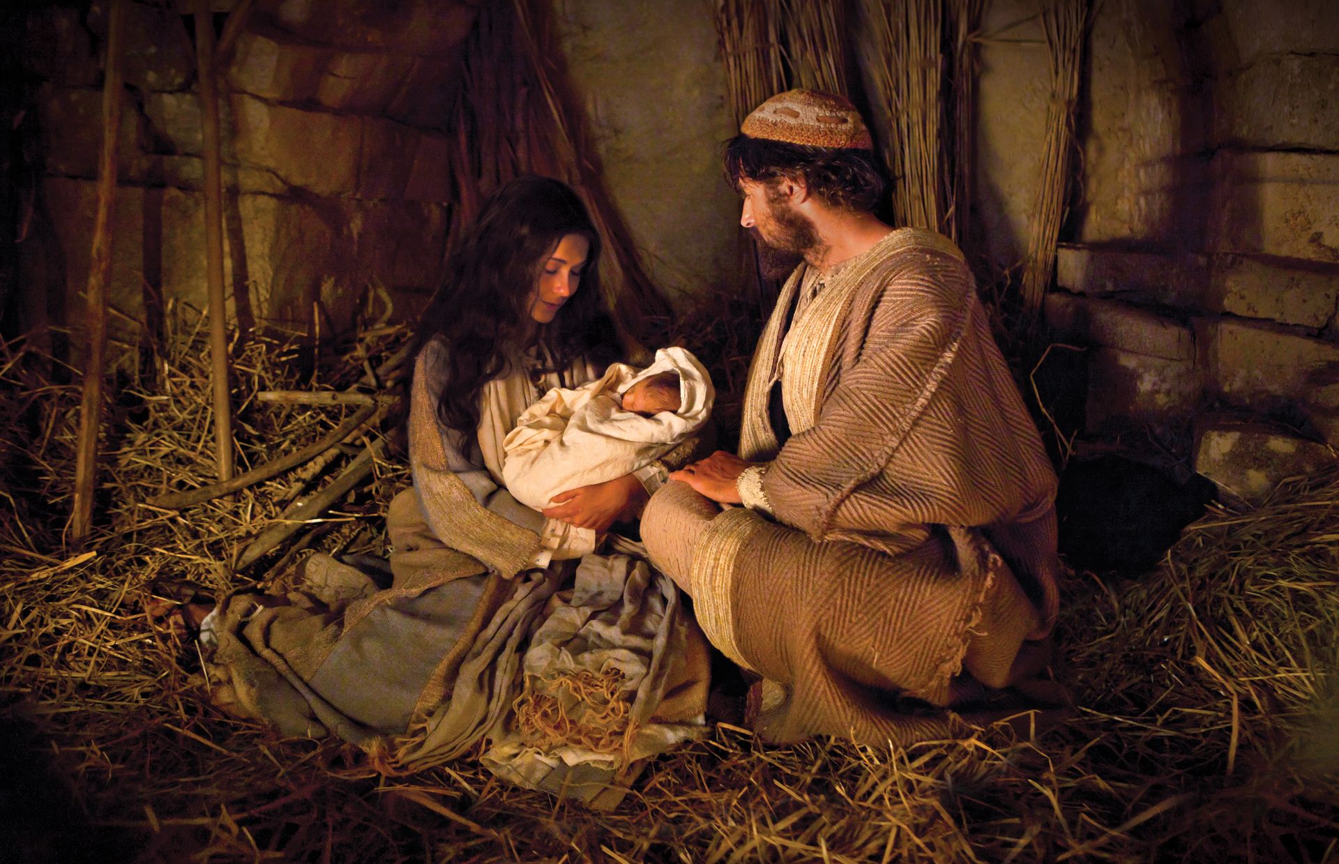 picture of baby jesus in a manger