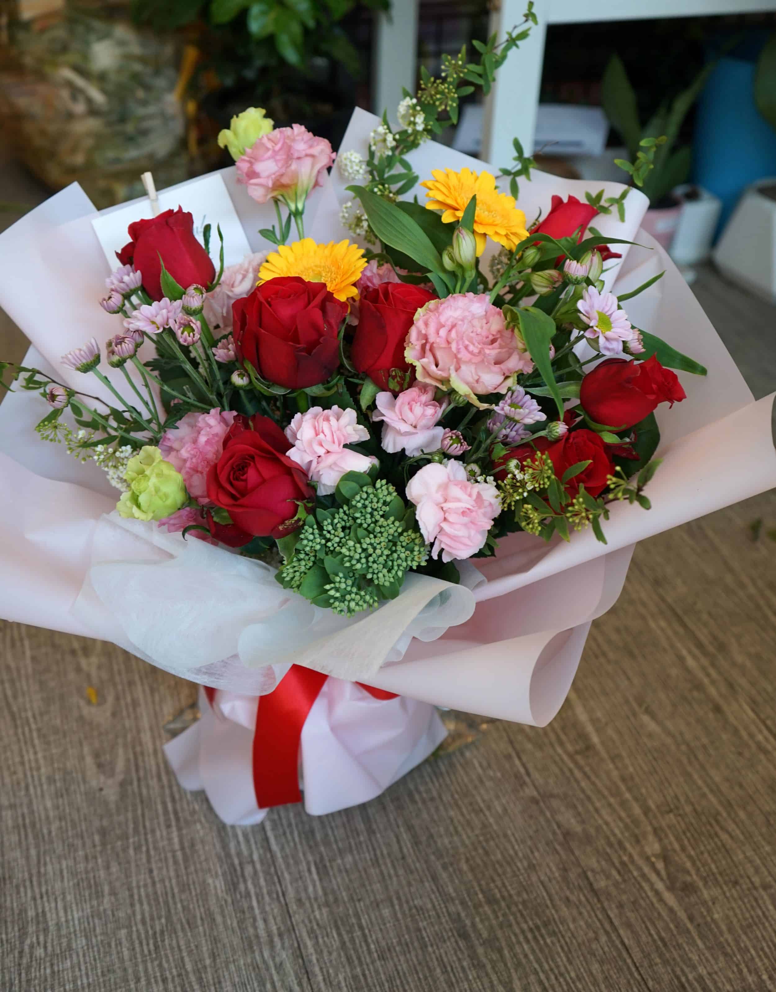 picture of bouquet of flowers