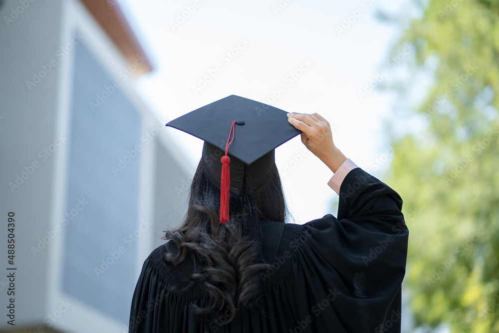 picture of graduation cap