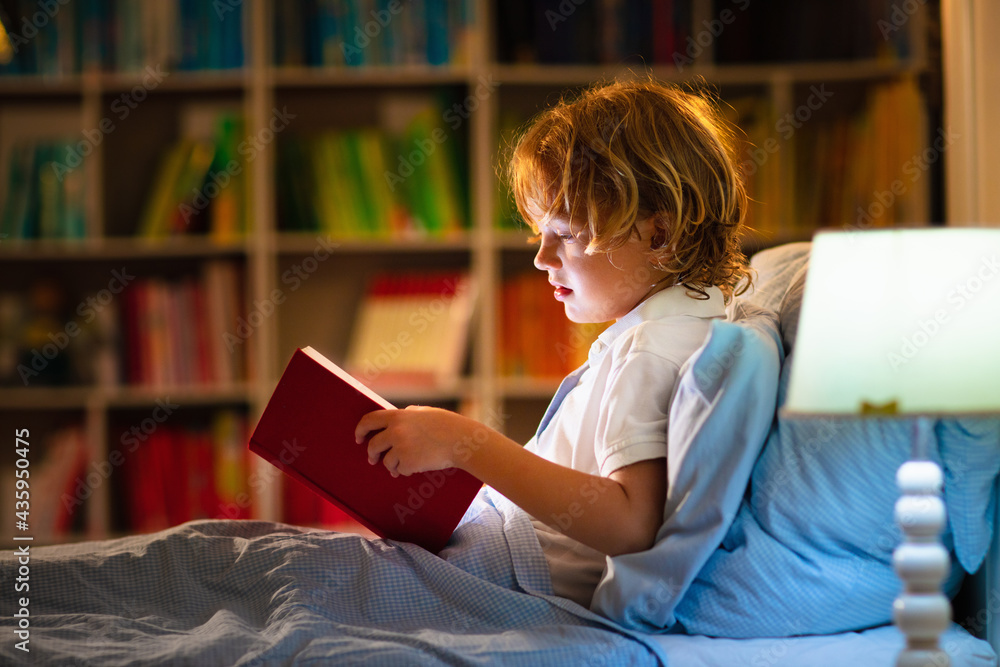 picture of kids reading