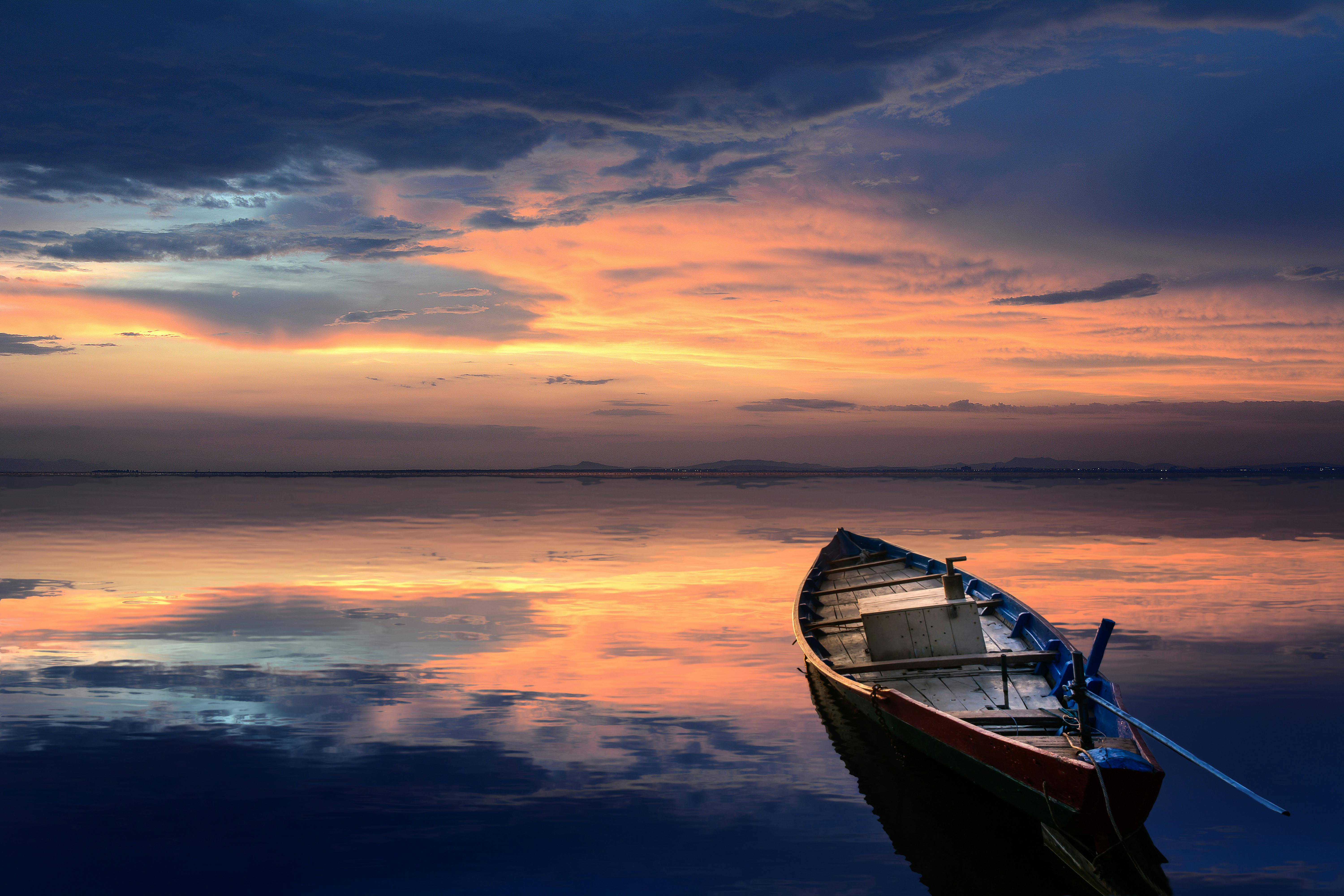 pictures of a boat