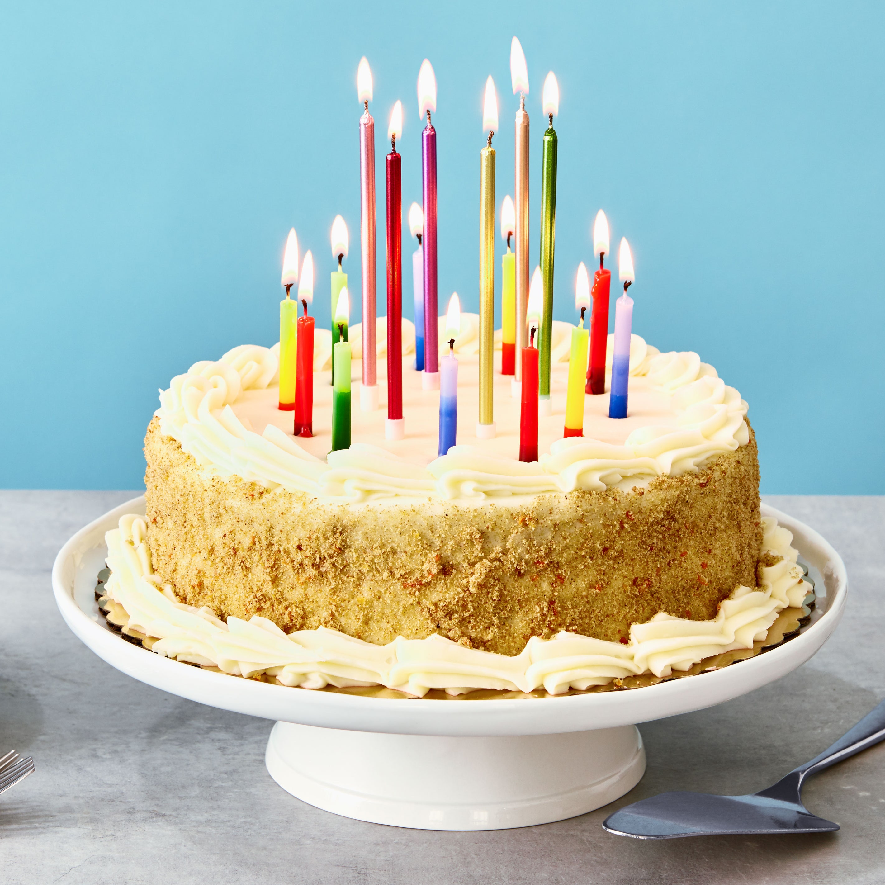 pictures of birthday cakes with candles