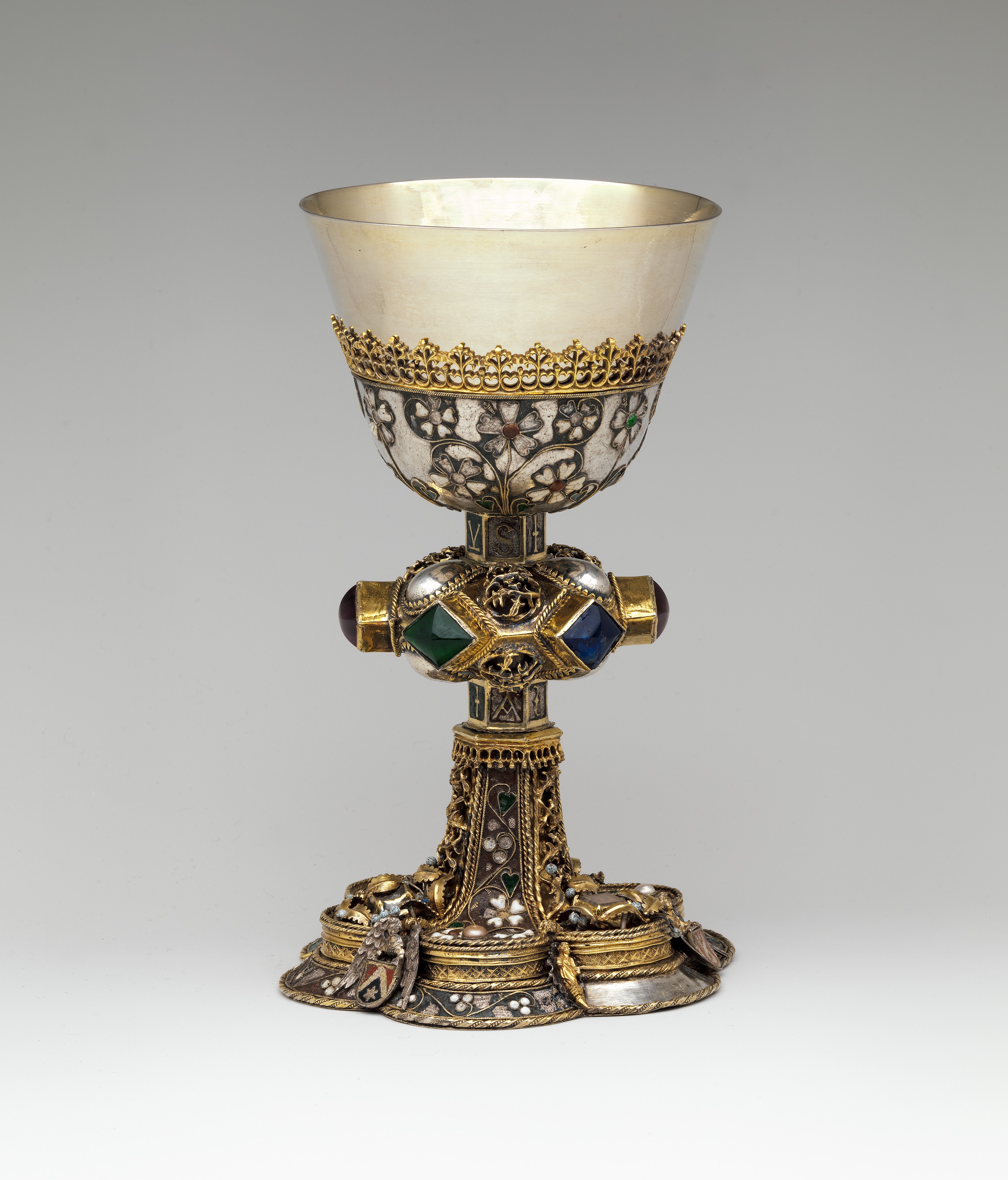 pictures of chalices