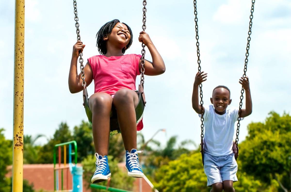 pictures of children at play