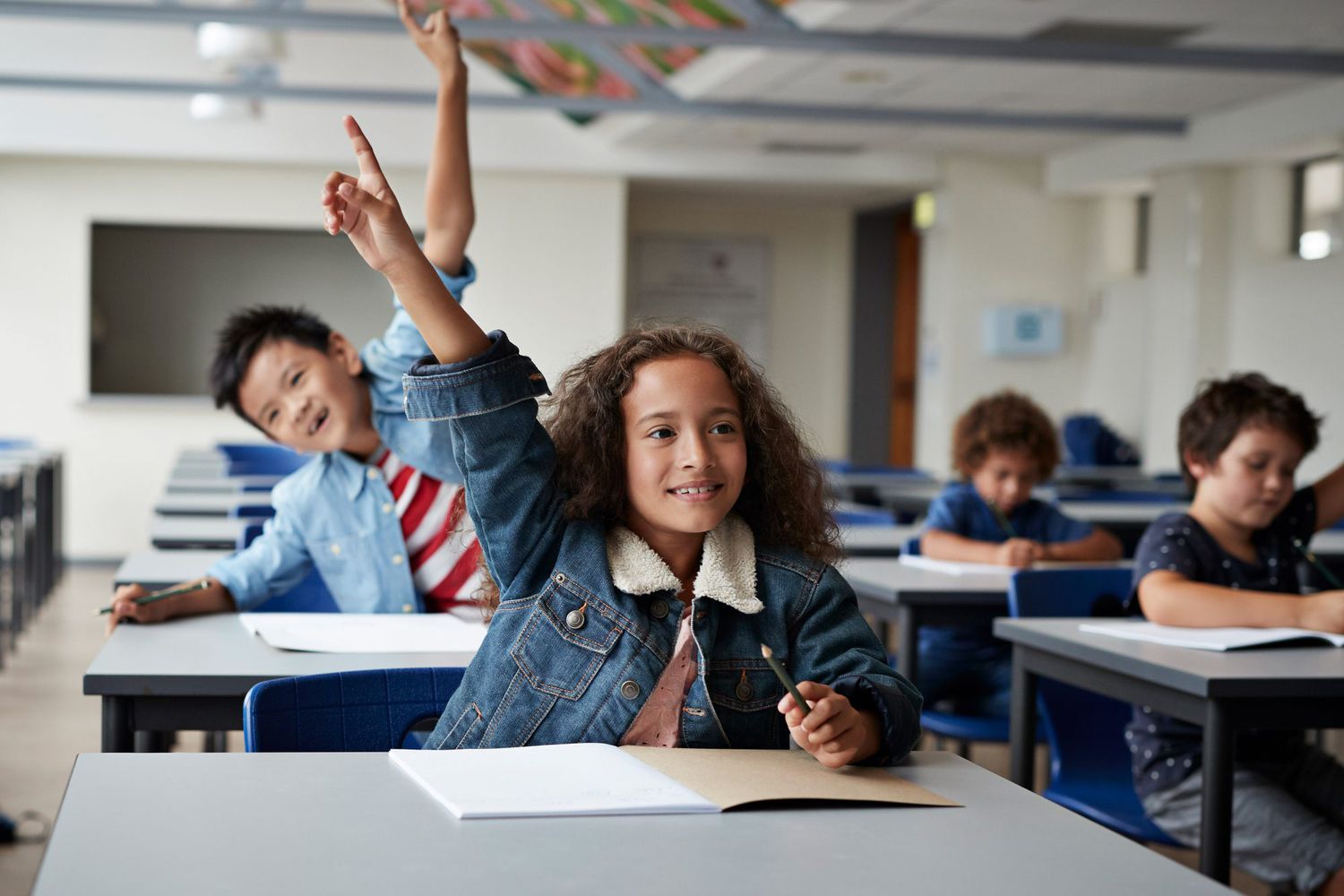pictures of children in school