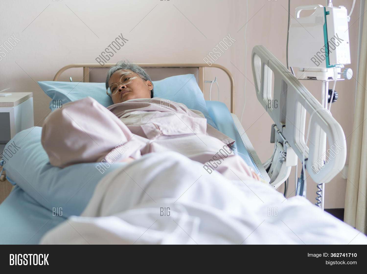 pictures of sick people in bed