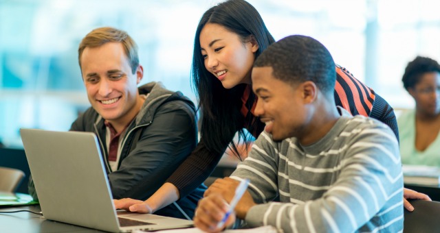 pictures of students working together