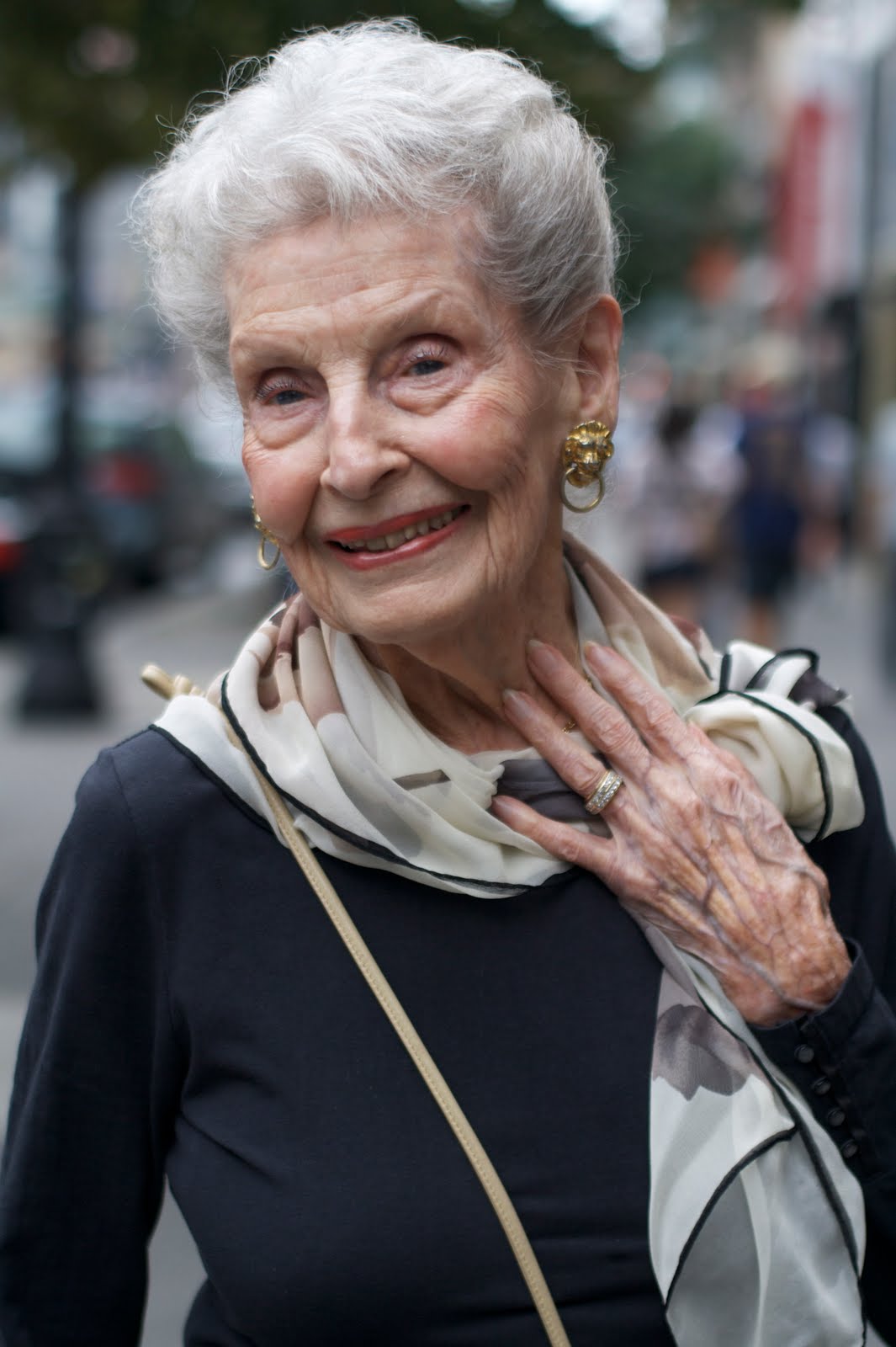 pictures old ladies