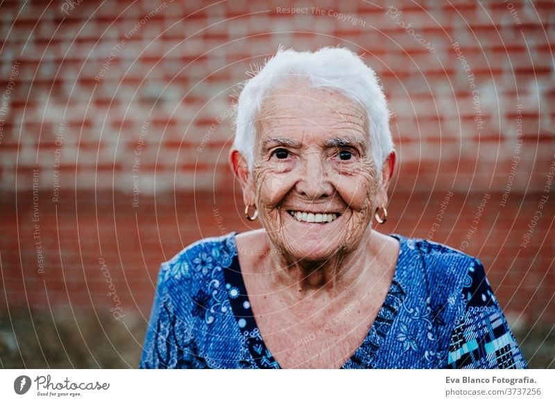 pictures old ladies