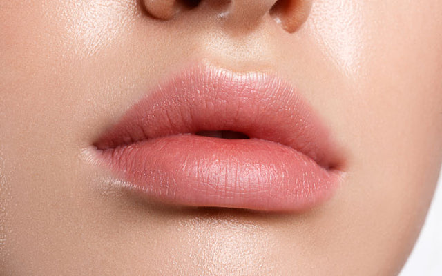 10 Best Ways To Achieve Naturally Pink Lips – SkinKraft