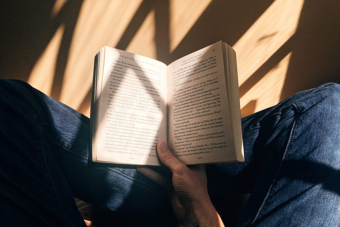 How I rediscovered reading books during the lockdown - We Are Restless
