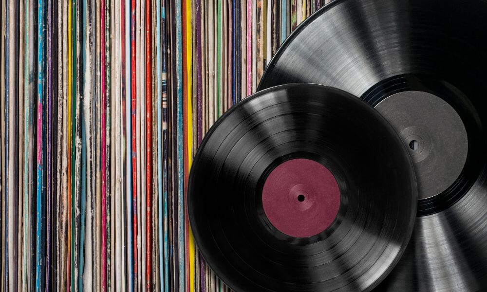 Guide To Vinyl Record Sizes &amp; Speeds – K&amp;B Audio