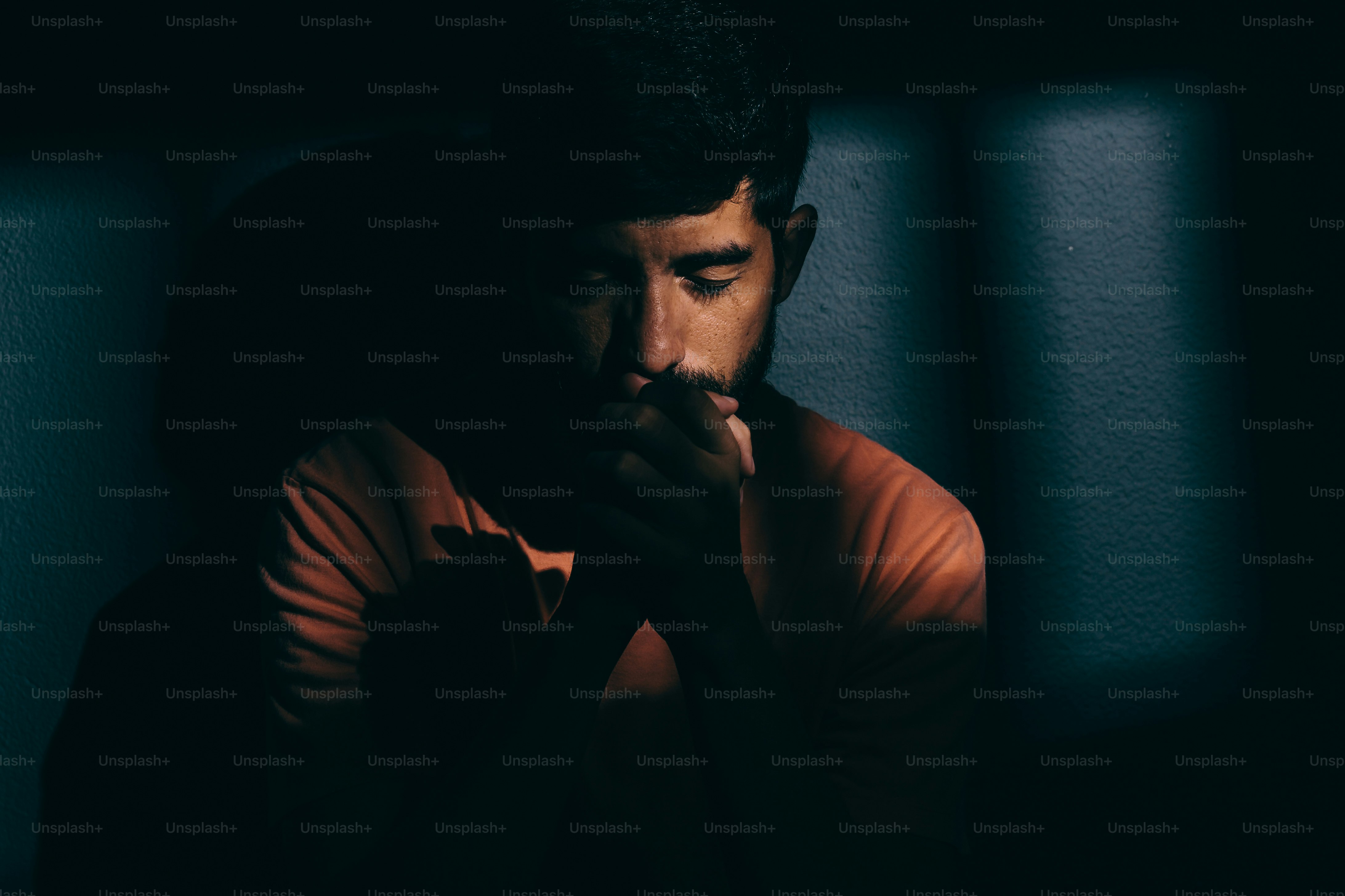 500+ Sad Face Pictures [HD] | Download Free Images on Unsplash