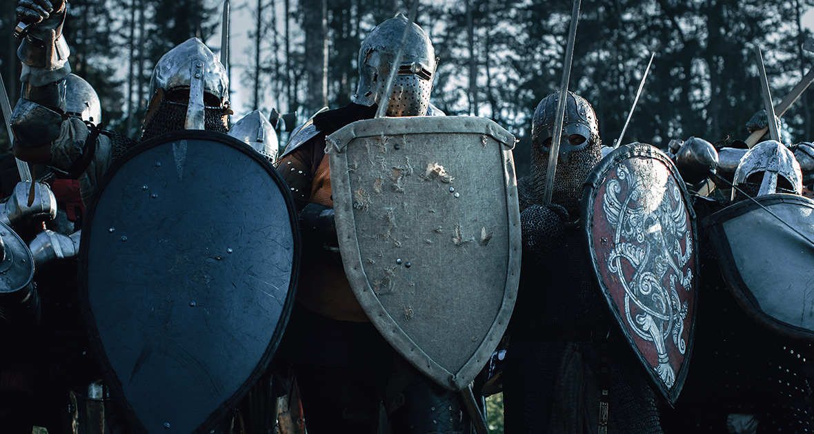 The shield - Greeks, Vikings, Middle Ages: An evolution | Battle ...