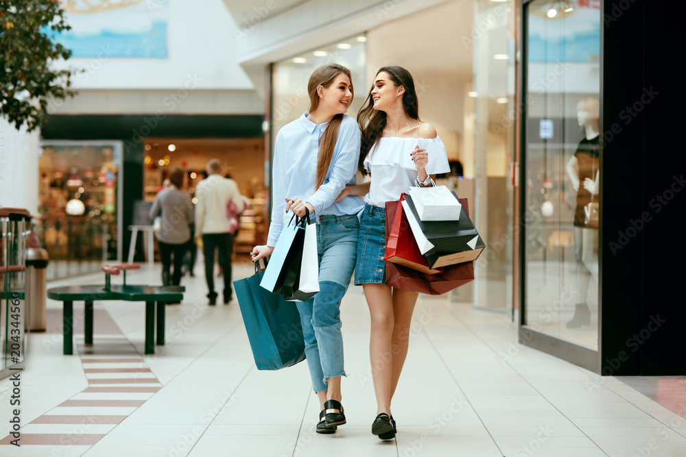 shopping girls