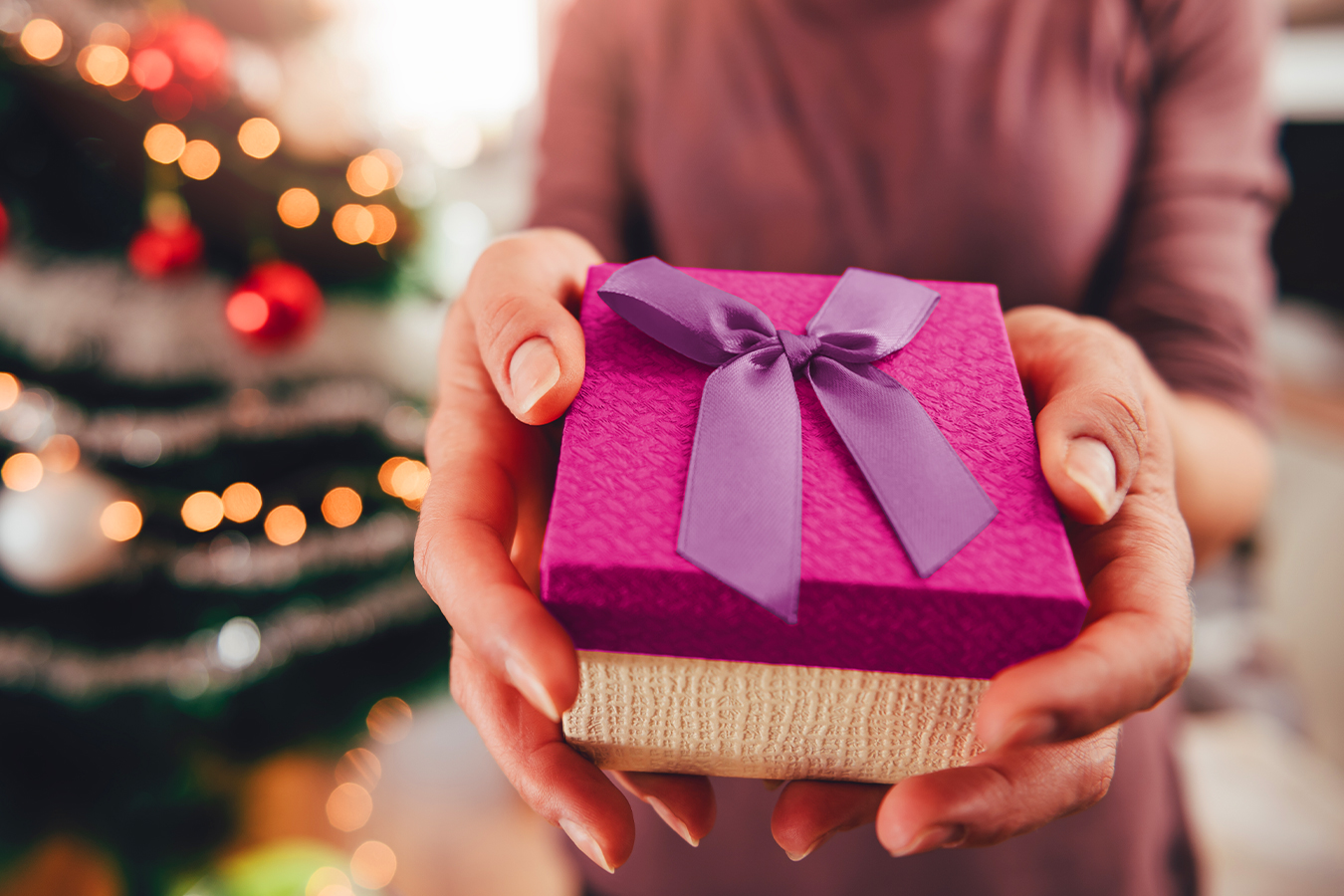 31 Small Gift Ideas To Give Your Loved Ones | Zazzle Ideas