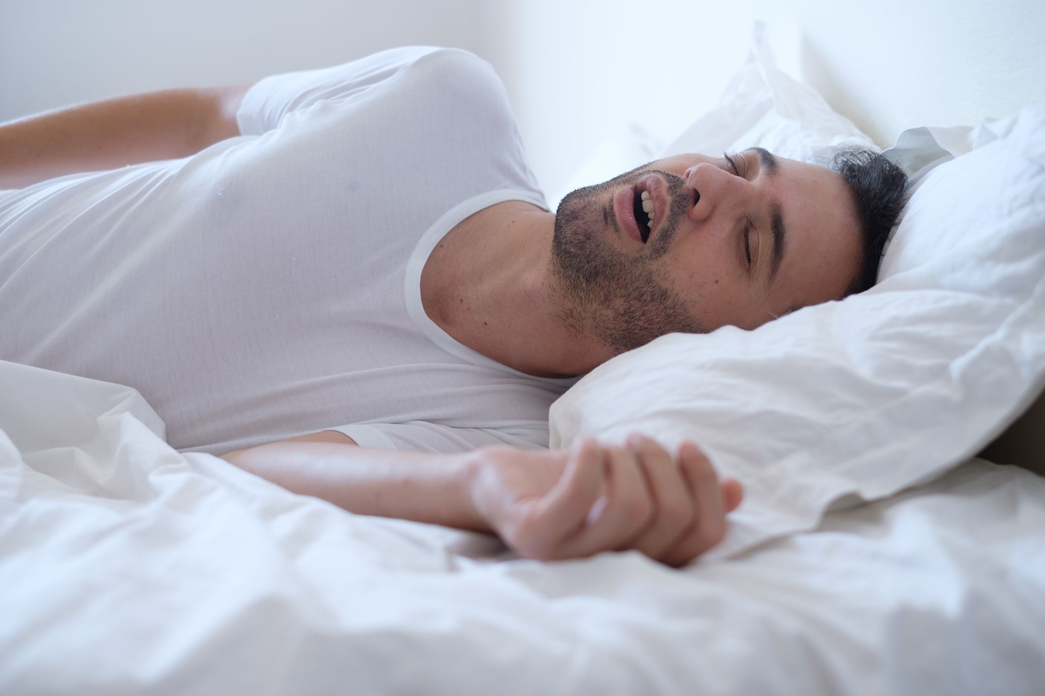 How to Stop Snoring: Ways to Stop Snoring &amp; Natural Remedies