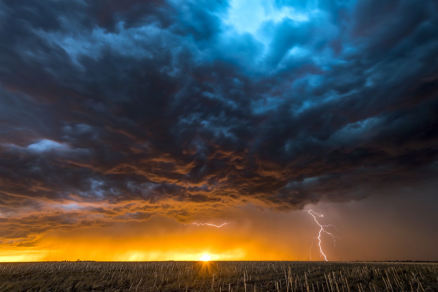 Storm Clouds That Spell Severe Weather