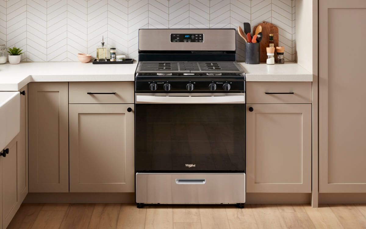 Types of Stoves &amp; Kitchen Ranges | Whirlpool