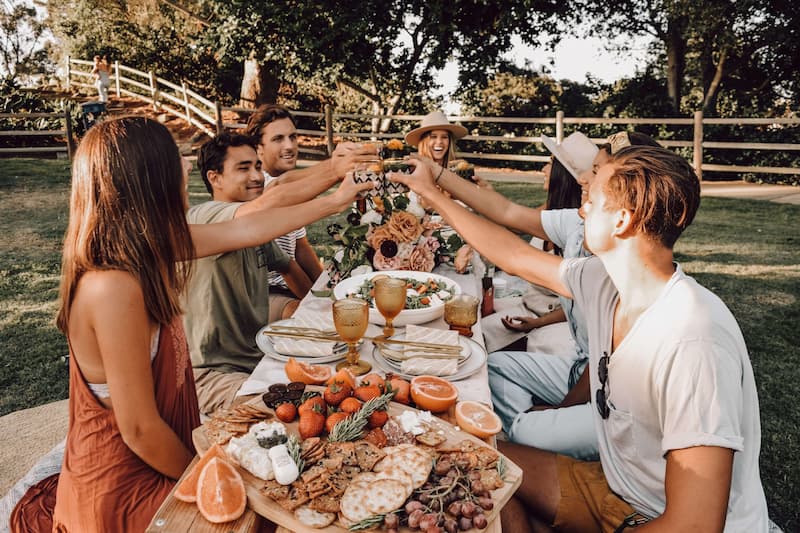 10 Ultimate Summer Party Ideas - Milton Hill House