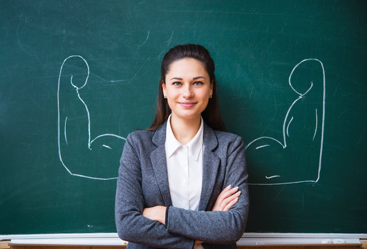 Teacher Images – Browse 2,825,250 Stock Photos, Vectors, and Video ...