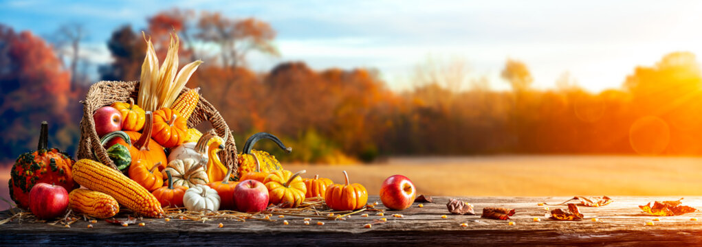 Thanksgiving Images – Browse 2,181,524 Stock Photos, Vectors, and ...