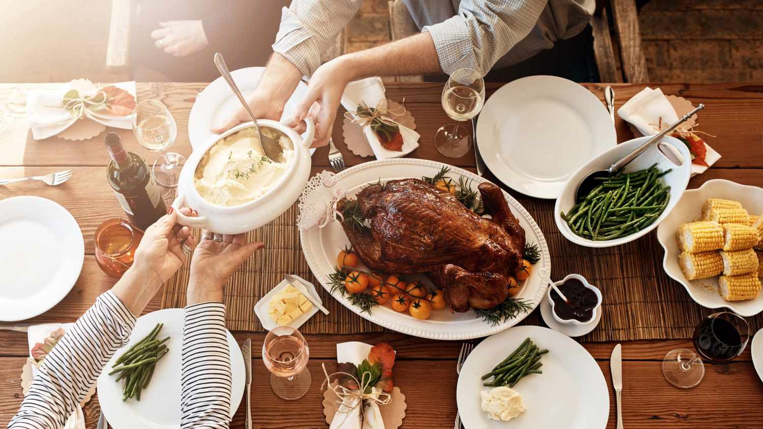 Our Stress-Free Guide to Hosting Thanksgiving, From Planning to ...