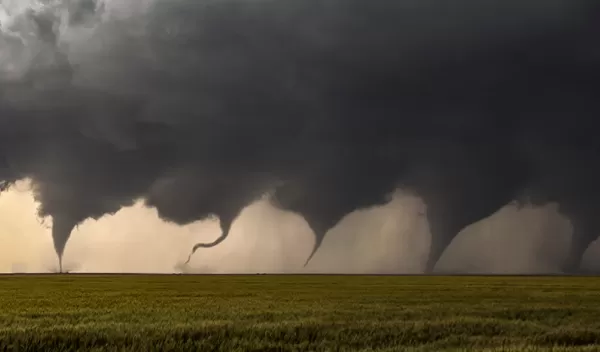 tornadoess
