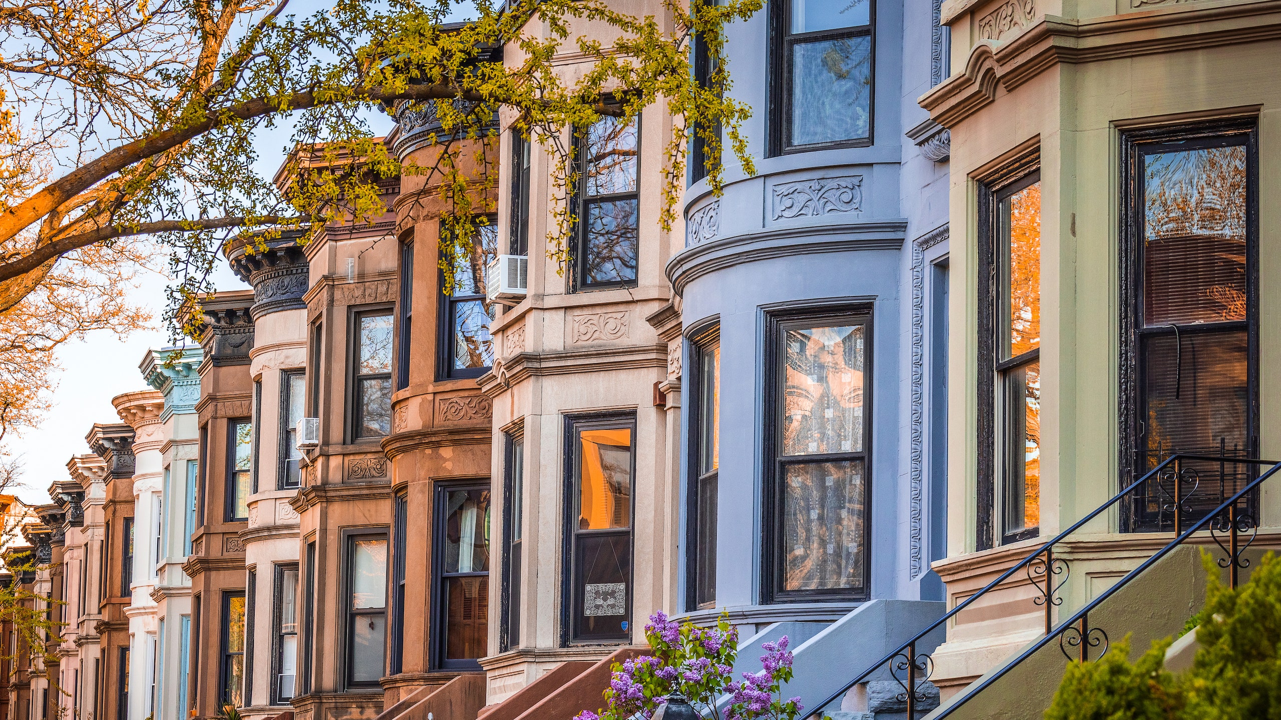 What Is a Townhouse? Everything You Need to Know | Architectural ...