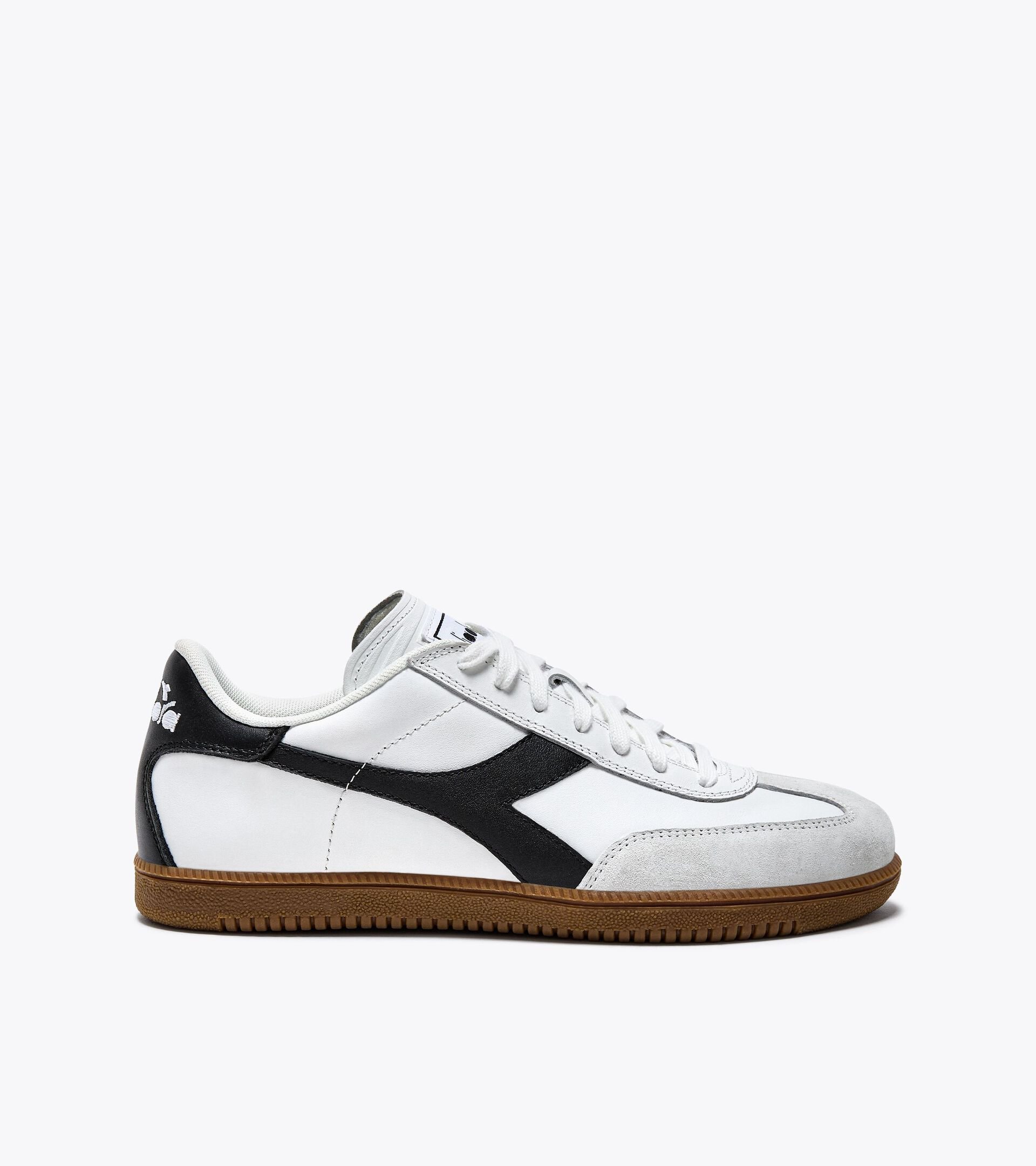 TRAINER
