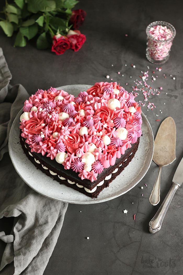 Valentines Day Chocolate Heart Cake | Bake to the roots