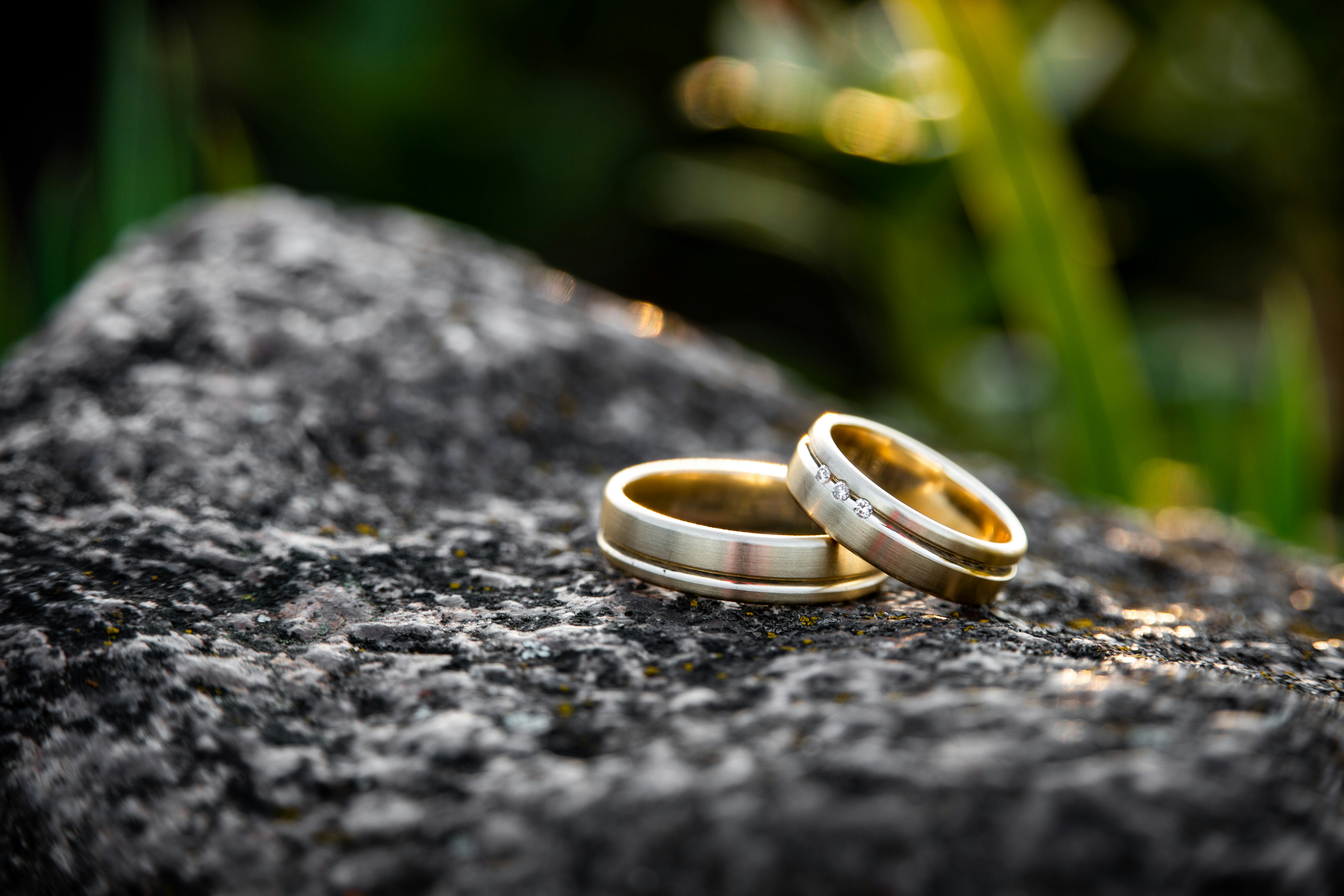 1000+ Wedding Rings Pictures | Download Free Images on Unsplash