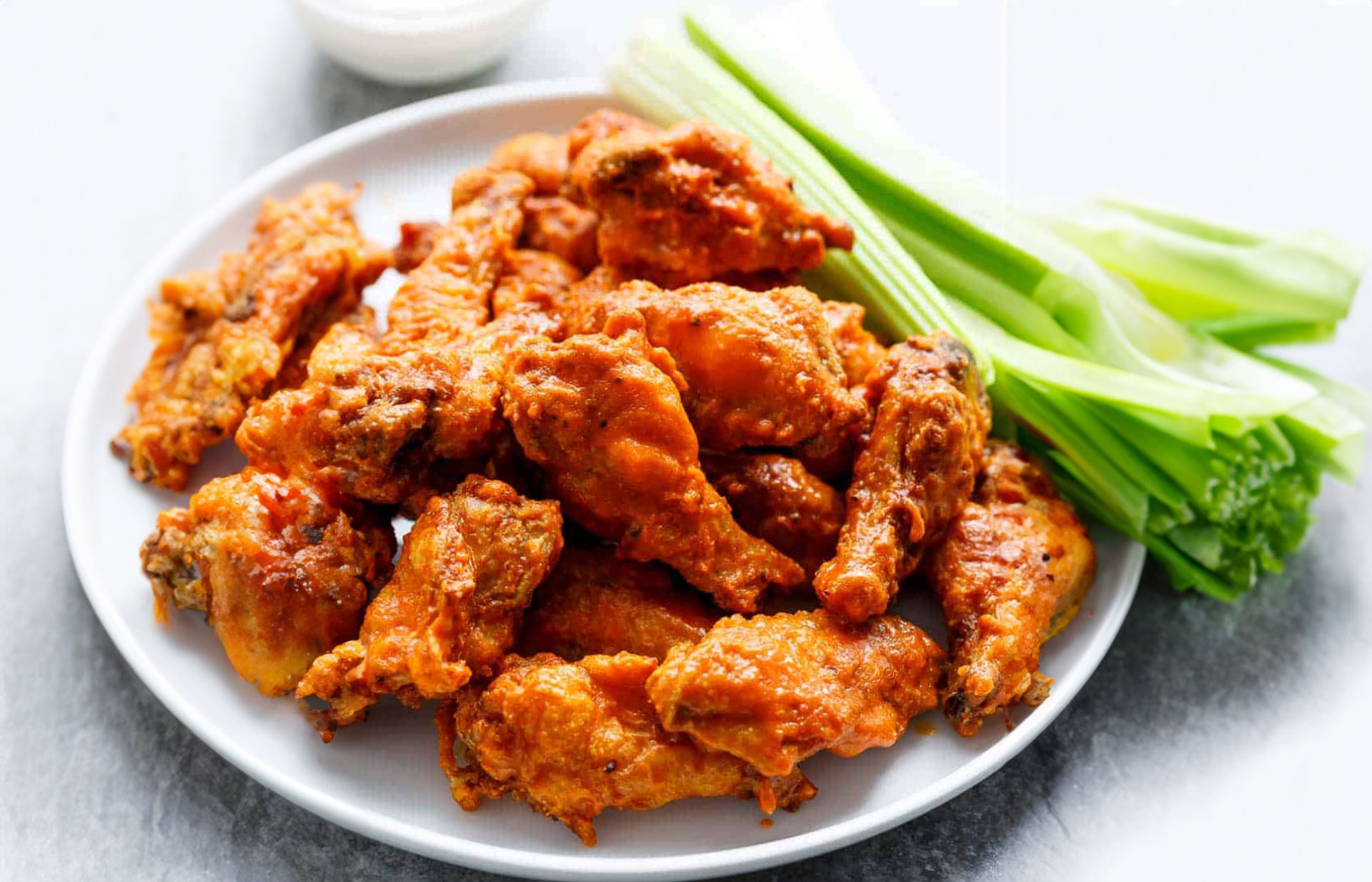 Denvers Best Wings | Oblios Pizza &amp; Italian Restaurant in Park Hill