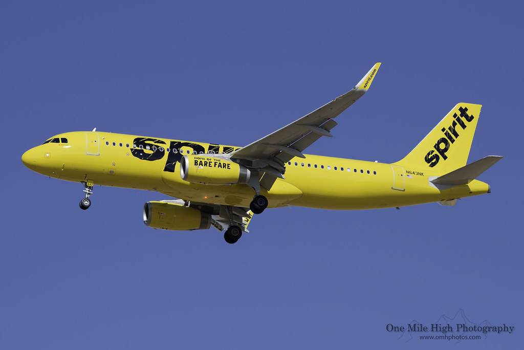 Bright yellow airplane | Aircraft: Airbus A320-200 (N643NK) … | Flickr