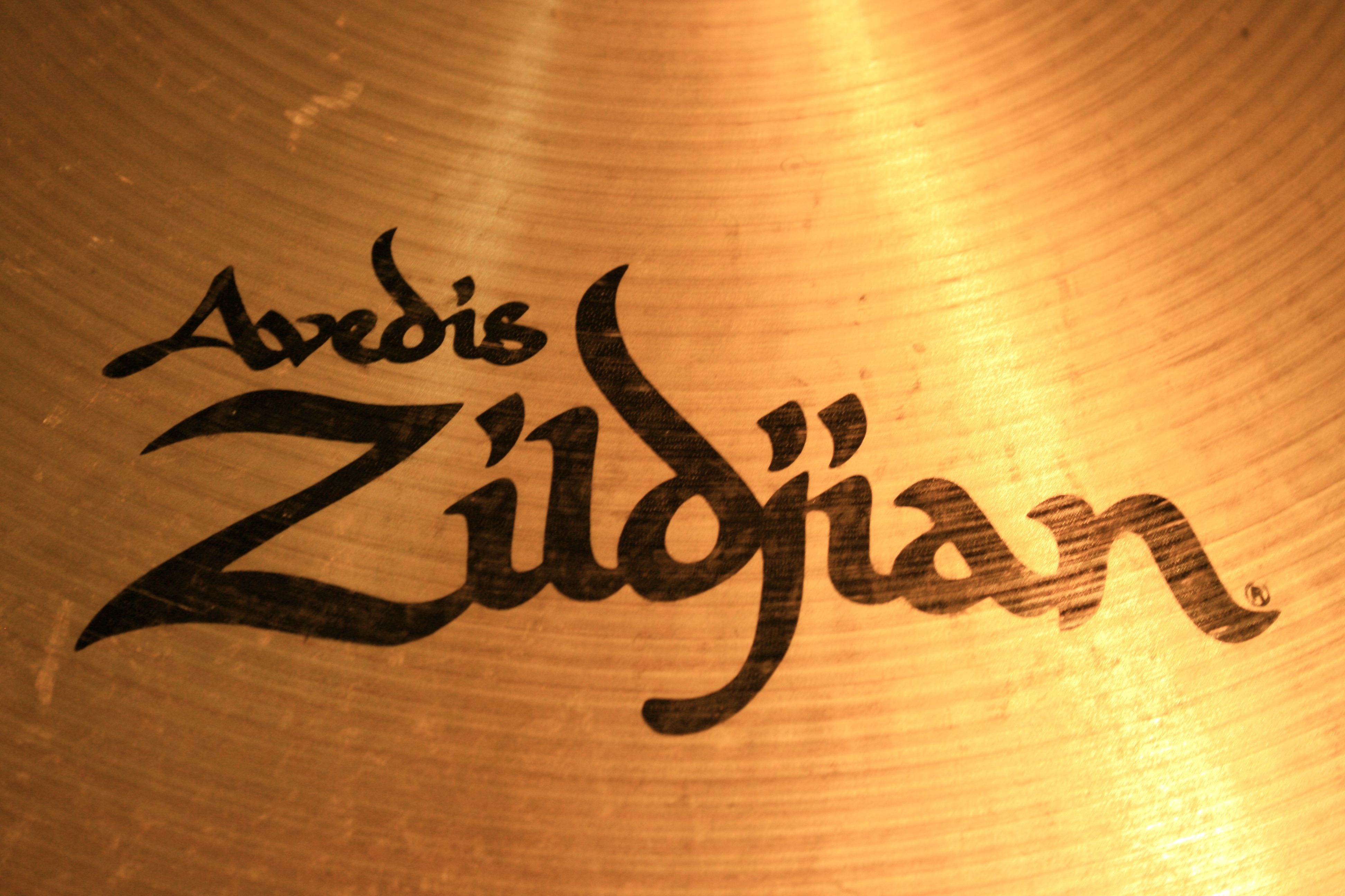 Zildjian ? Towel with Black-Gold Logo ▷ buy now