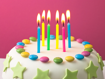 Alternatives to Birthday Candles | AllMomDoes