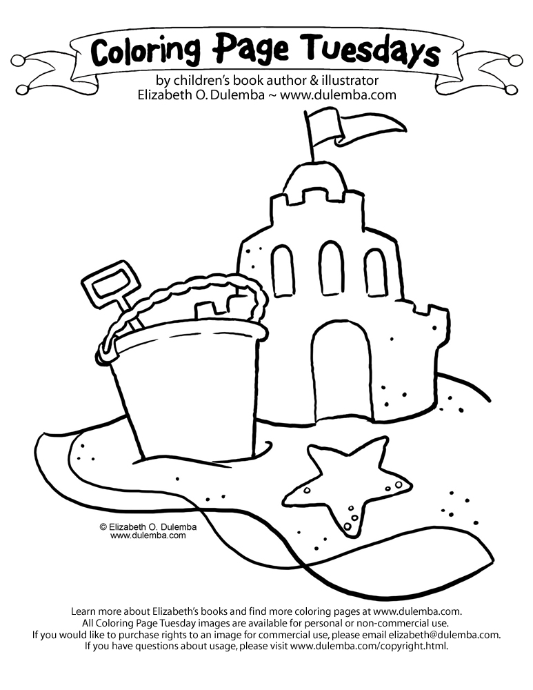 Premium Vector | Hand draw sand castle illustration