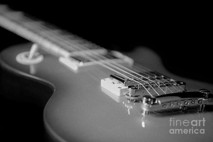 Free Black And White Guitar Photos, Download Free Black And White ...