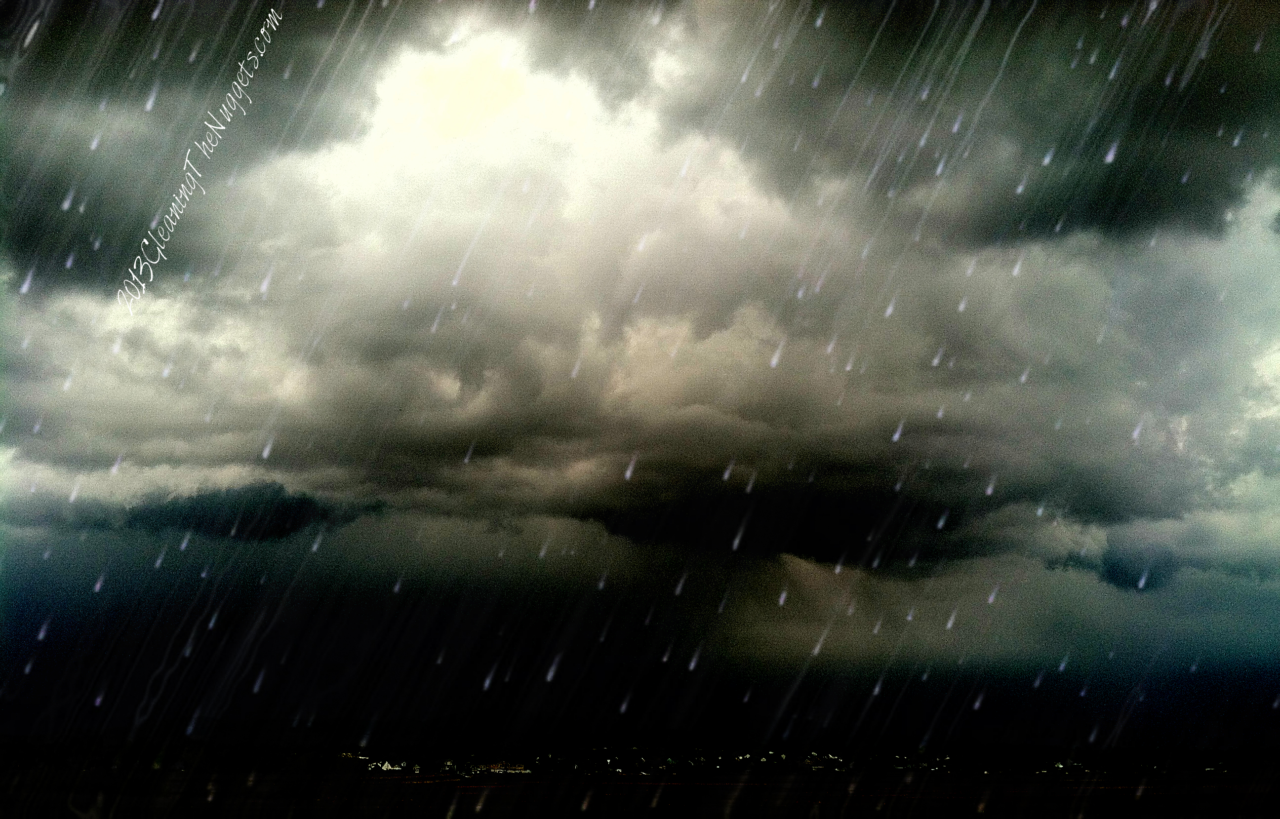 2002r rain cloud. Дождливое небо. Туча с дождем. Небо дождь. Ливень небо.